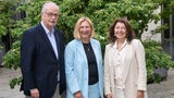 Der neue Rundfunkratvorsitzende Klaus Sondergeld mit der Intendantin von Radio Bremen, Yvette Gerner und seiner Stellvertreterin Ellen Best.